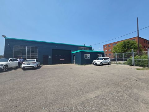 182&188 Park Road S Oshawa ON L1J 4H2