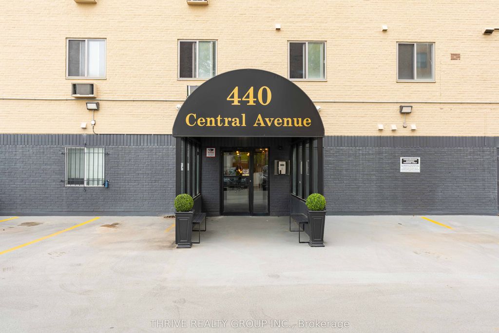 Photo of 440 Central Avenue #303, London East, ON N6B 2E5 (MLS # X13076822)