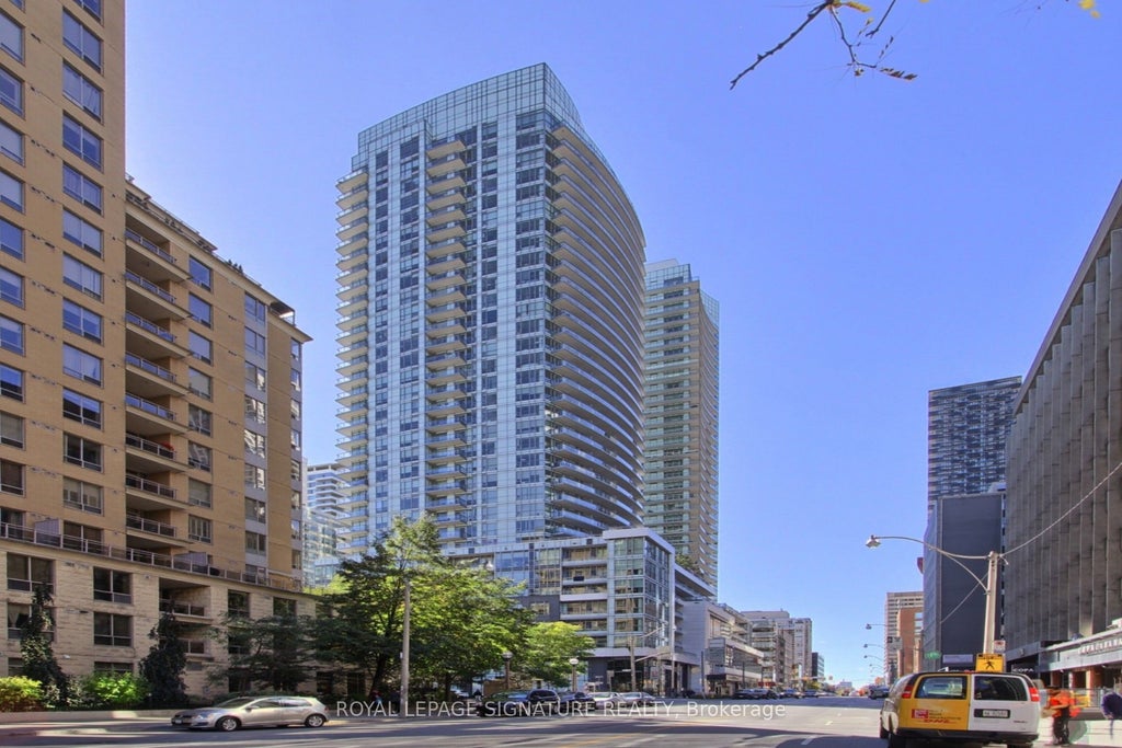 Photo of 98 Lillian Street #1913, Toronto, ON M4S 0A5 (MLS # C13870800)
