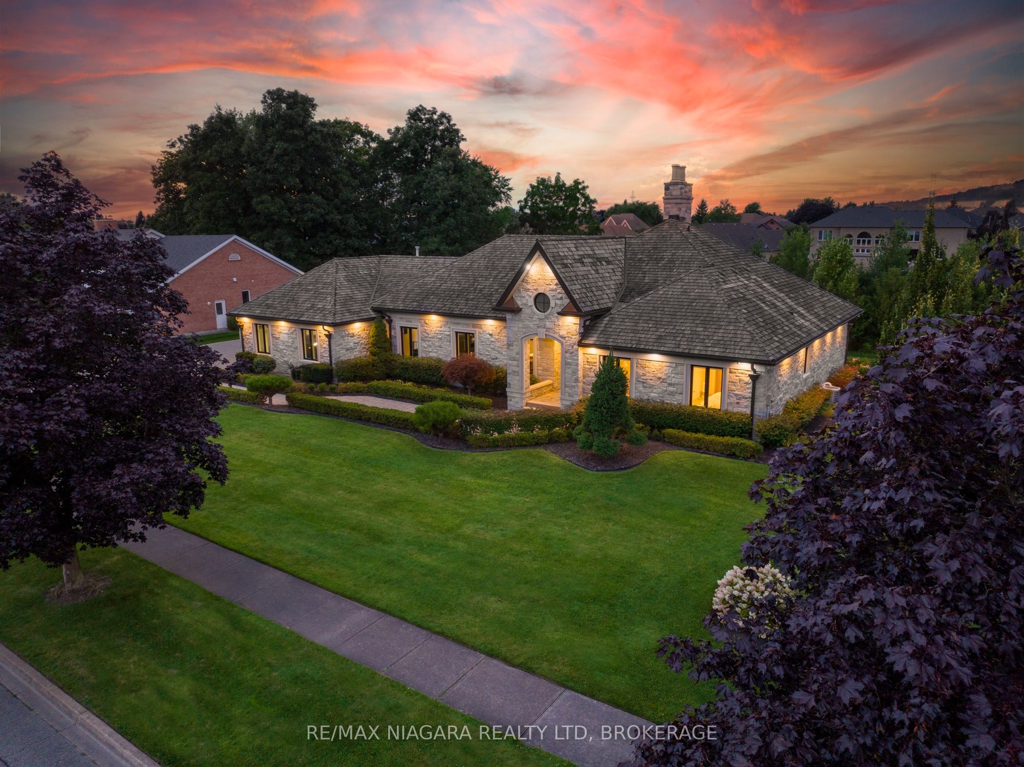 3551 CARDINAL Drive