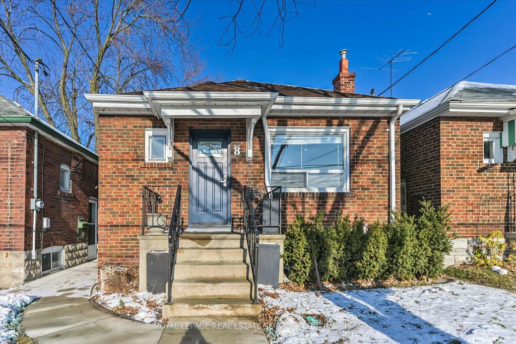 Photo of 8 Pritchard Avenue, Toronto, ON M6N 1T1 (MLS # W12685898)