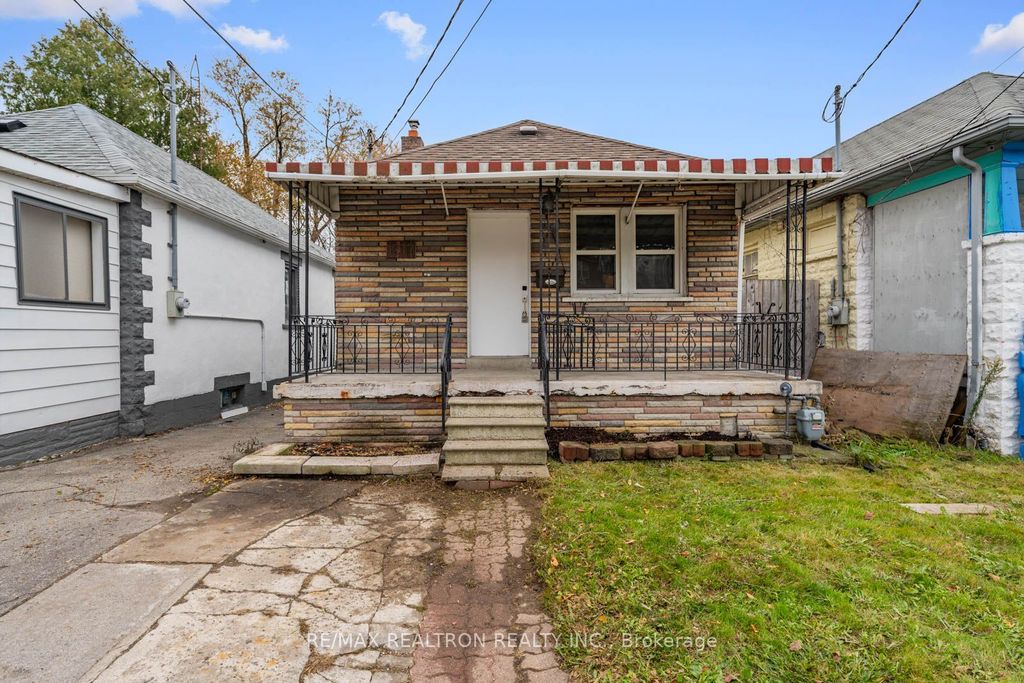 Photo of 1237 Glencairn Avenue, Toronto, ON M6B 2B6 (MLS # W12571098)