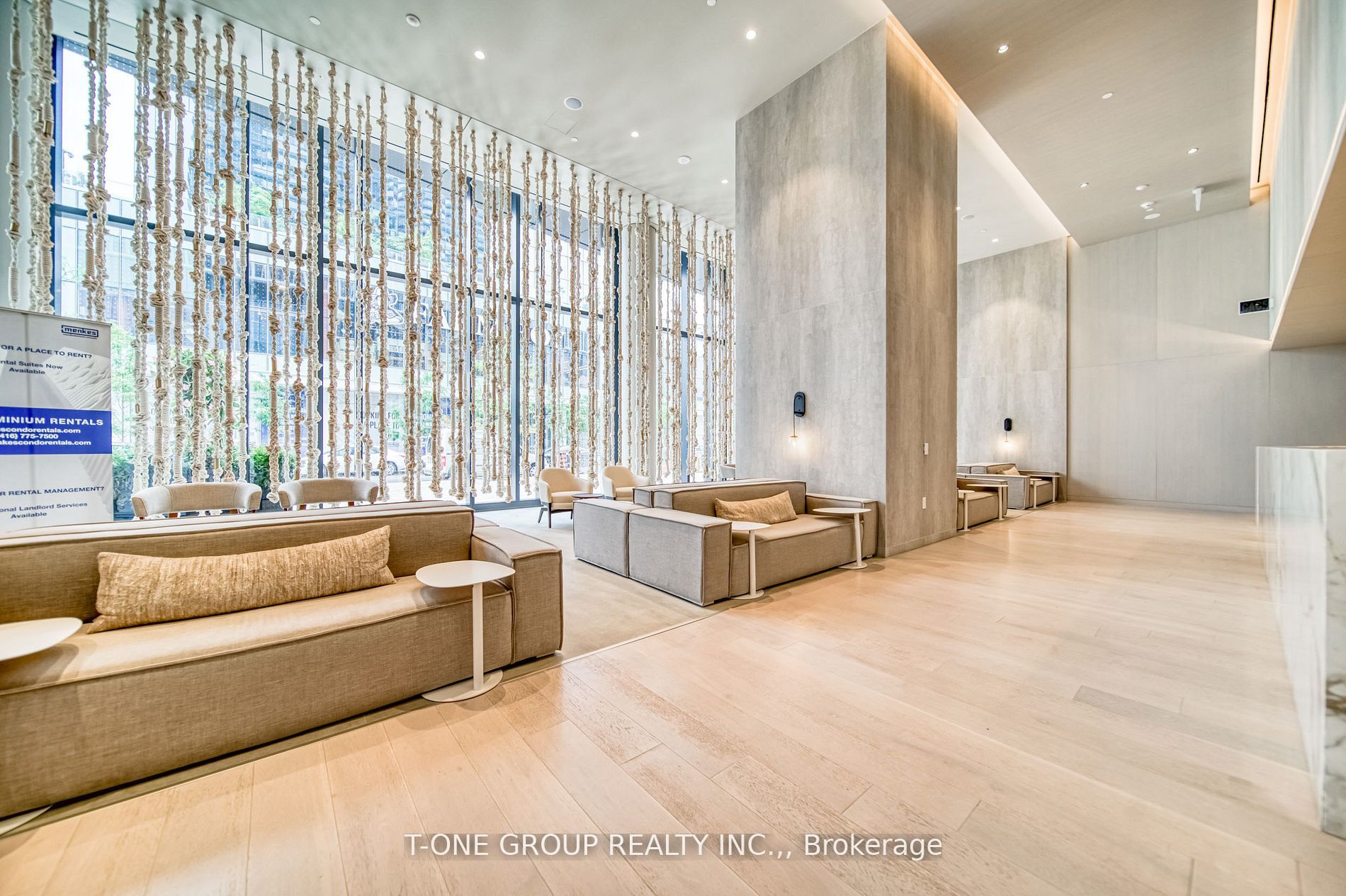 138 Downes Street 6807