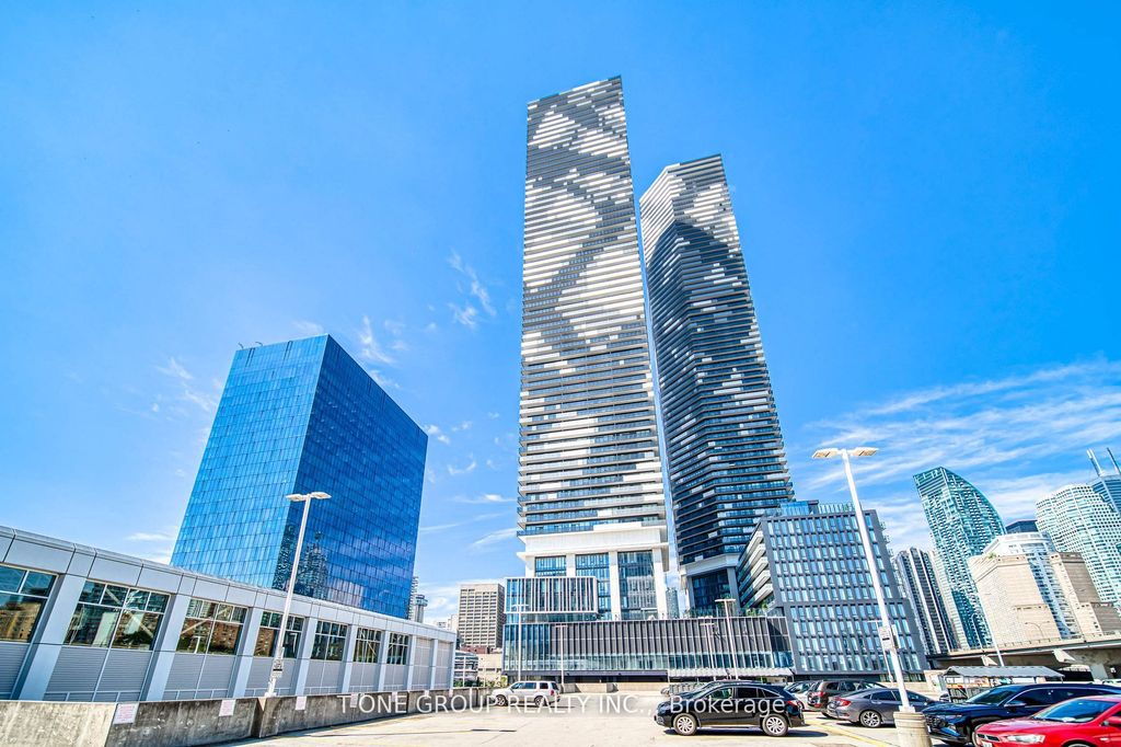 Photo of 138 Downes Street #6807, Toronto, ON M5E 0E4 (MLS # C12864572)