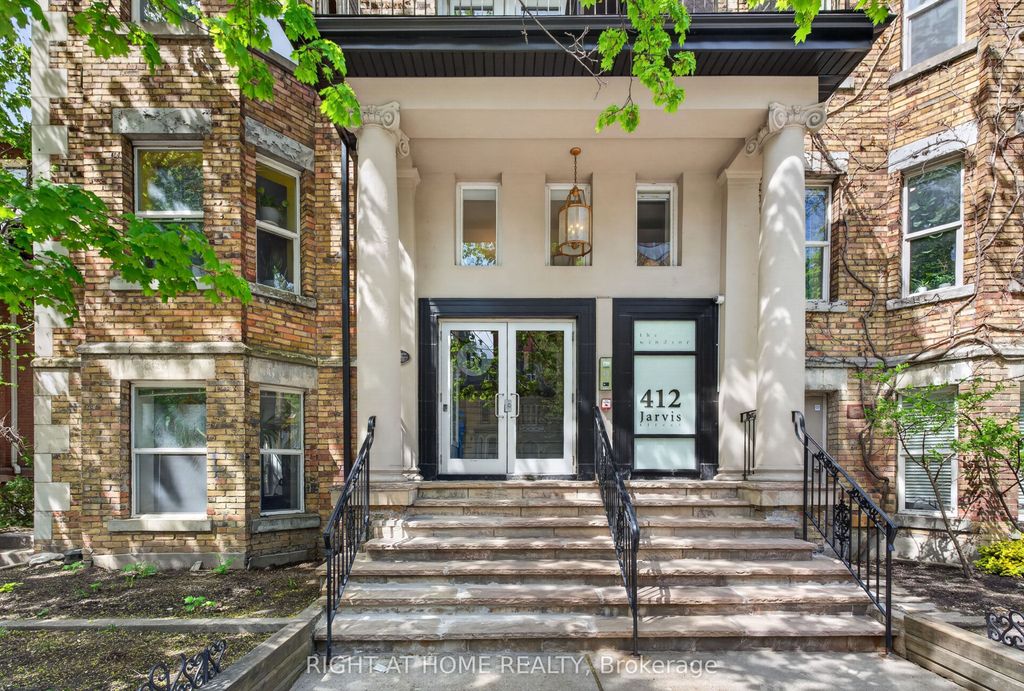 Photo of 412 Jarvis Street #301, Toronto, ON M4Y 2G6 (MLS # C13139768)