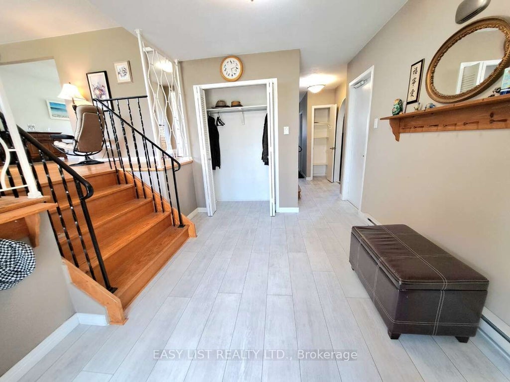 Photo of 1035 Oshawa Boulevard N, Oshawa, ON L1G 5V7 (MLS # E13137418)