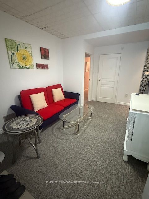 31 Cooperage Crescent Basement