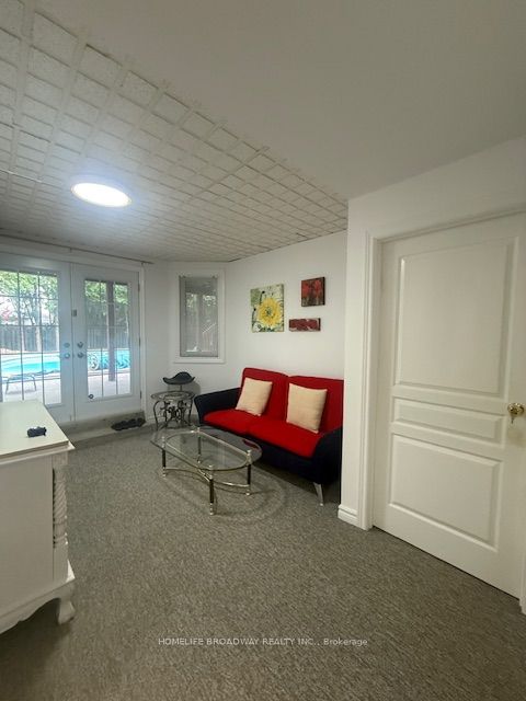 31 Cooperage Crescent Basement