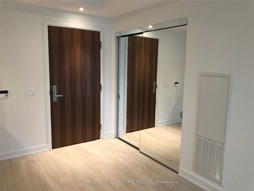 Photo of 15 Queens Quay E #622, Toronto, ON M5E 0C5 (MLS # C12913188)