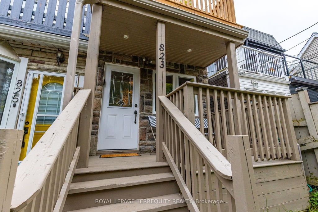 Photo of 823 Craven Road, Toronto, ON M4L 2Z7 (MLS # E12430742)