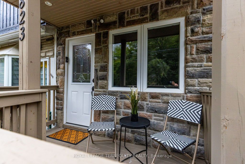 Photo of 823 Craven Road, Toronto, ON M4L 2Z7 (MLS # E12430742)