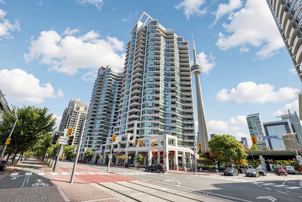 Photo of 228 Queens Quay W #1501, Toronto, ON M5J 2X1 (MLS # C13849770)