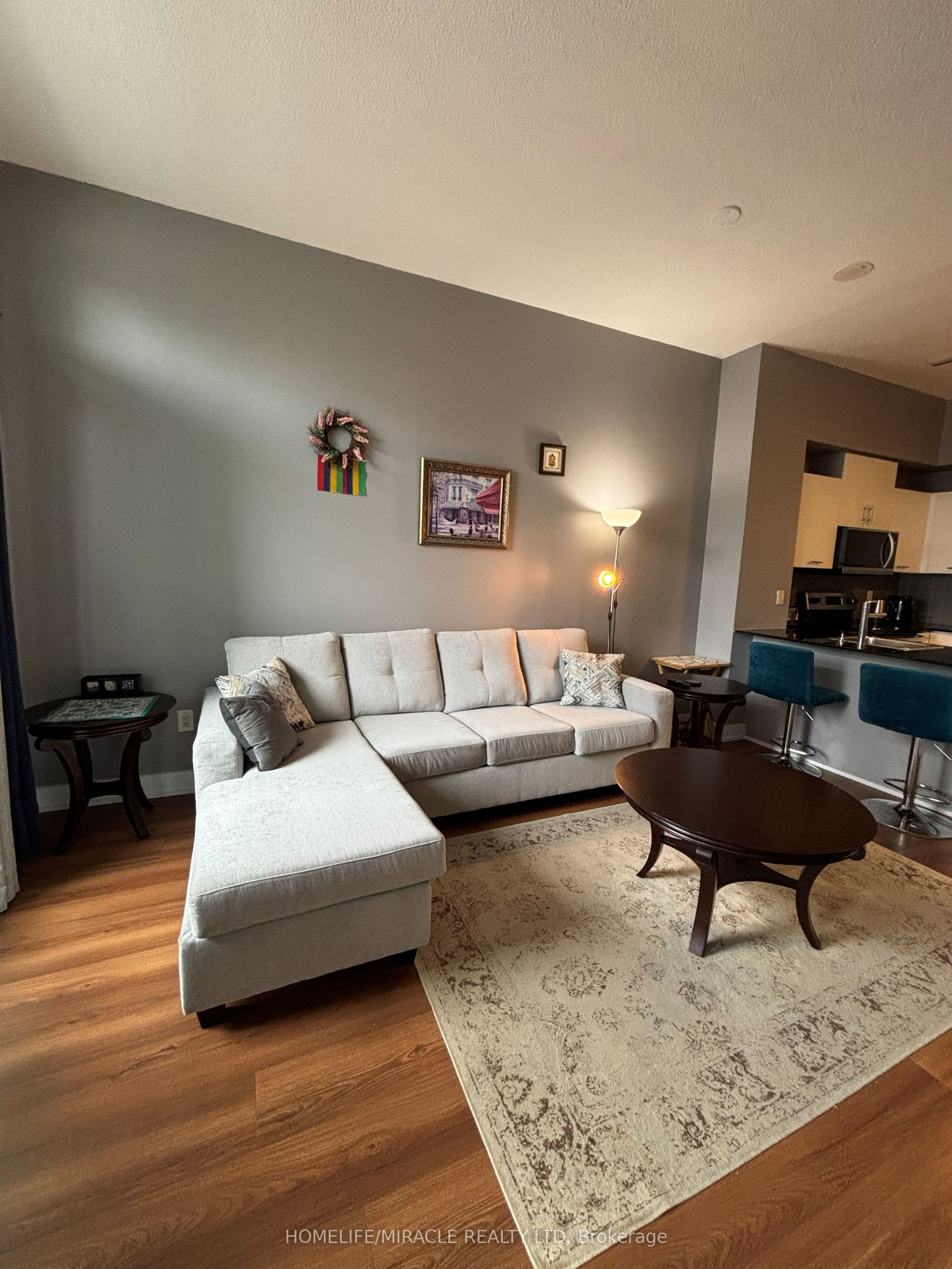 365 Prince Of Wales Drive 303