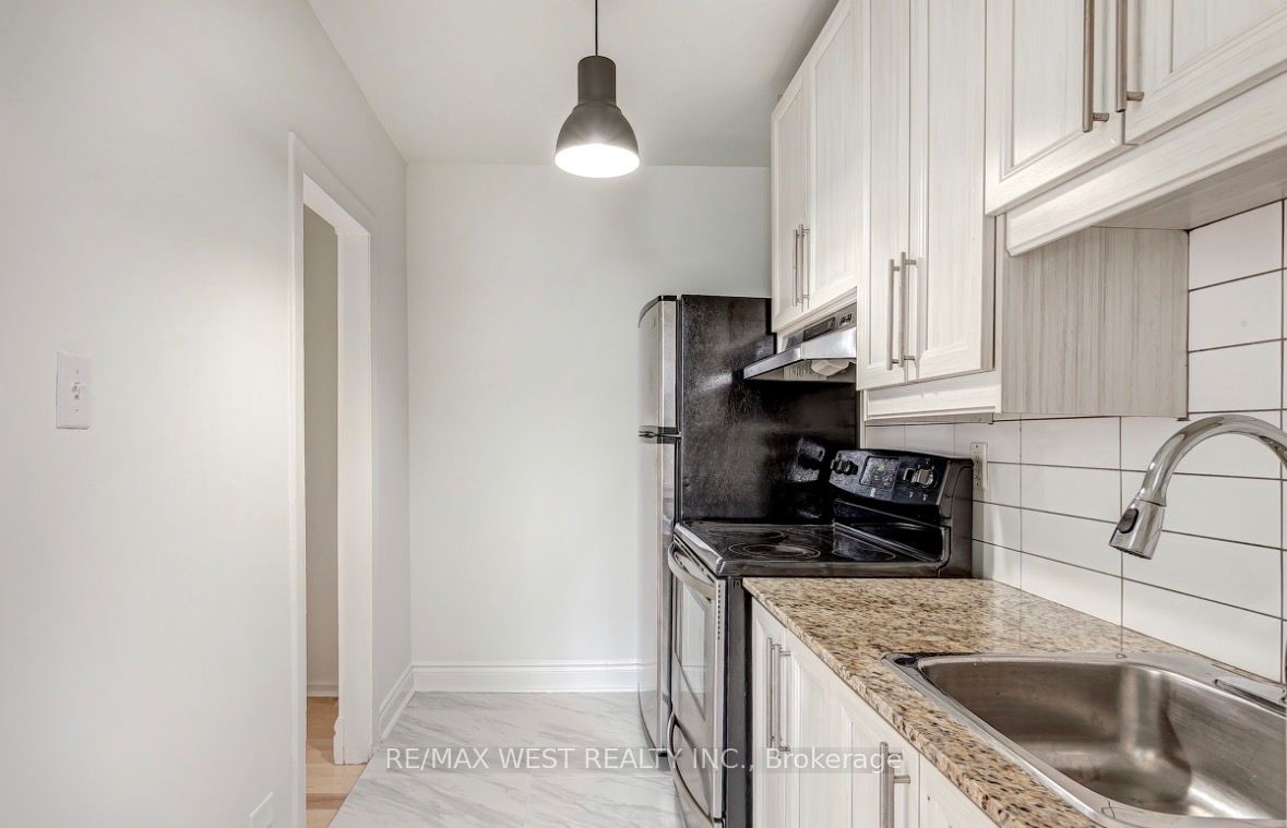 299 Pacific Avenue 4