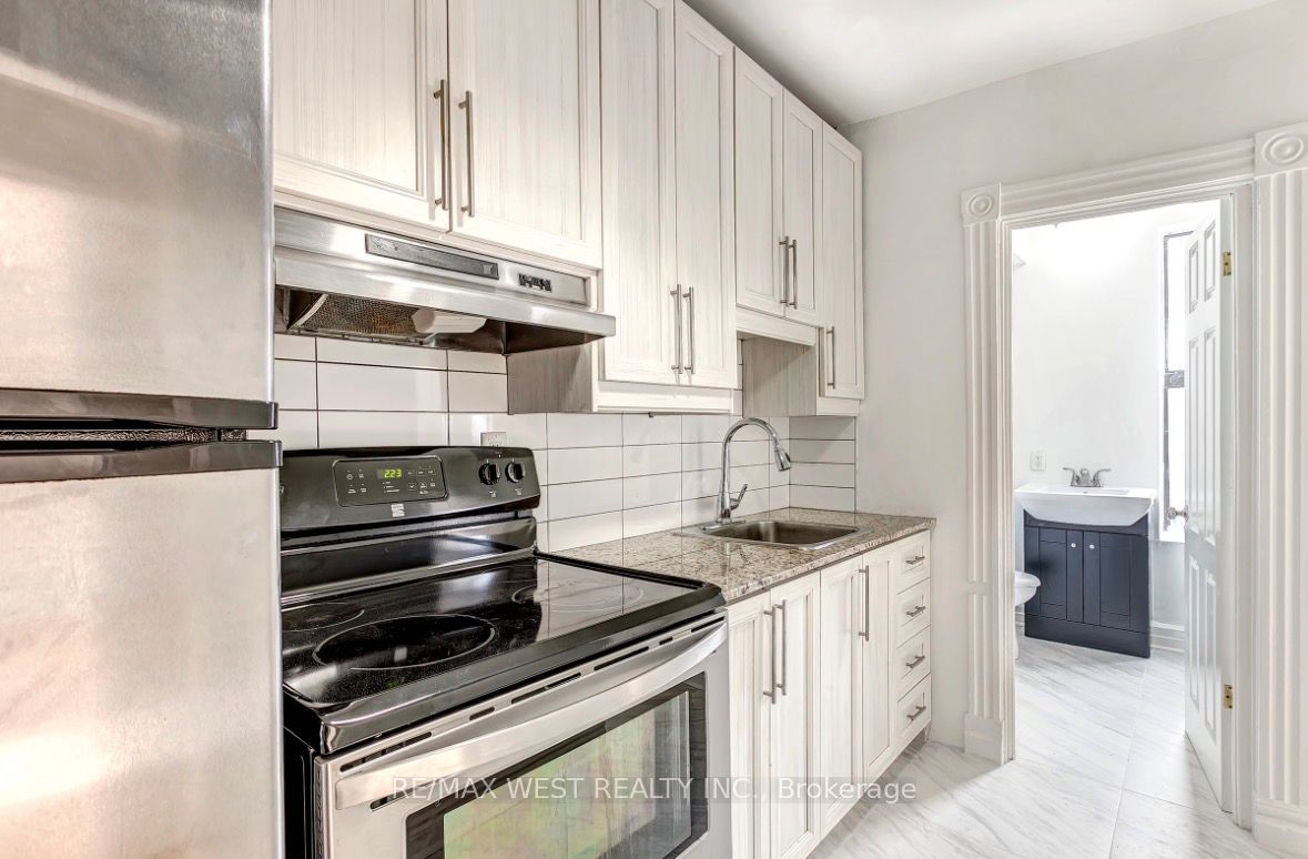 299 Pacific Avenue 4