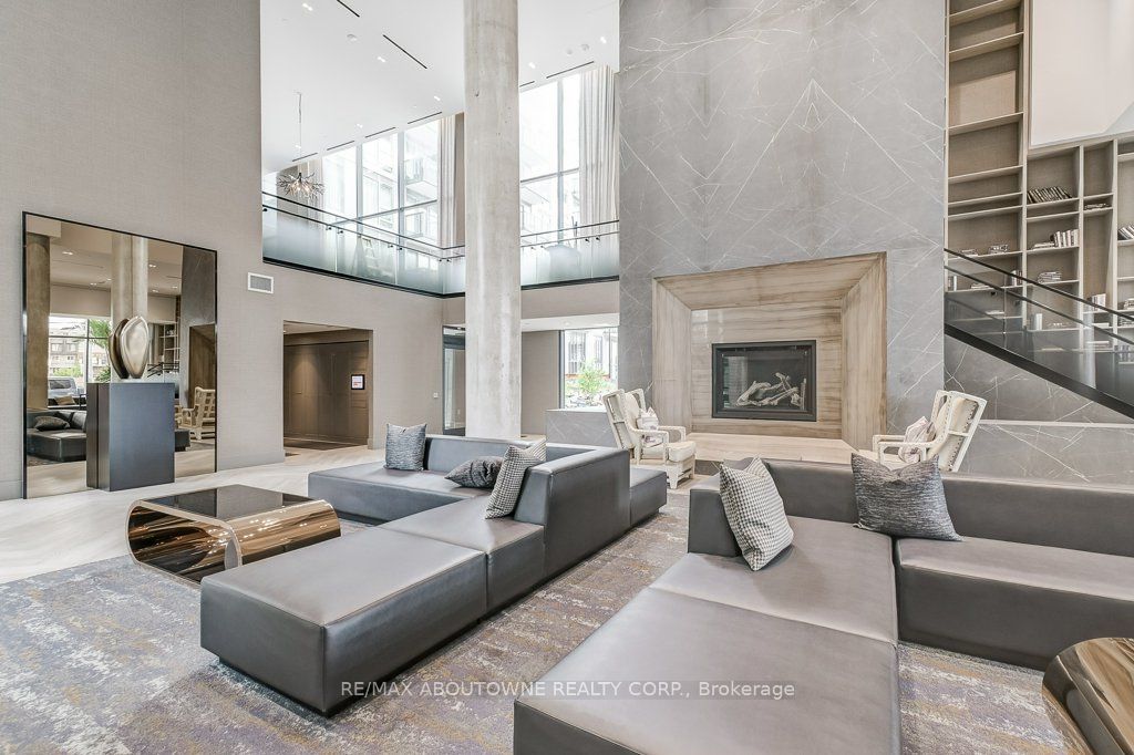 2450 Old Bronte Road 449