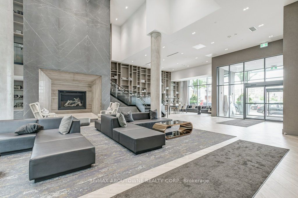 2450 Old Bronte Road 449