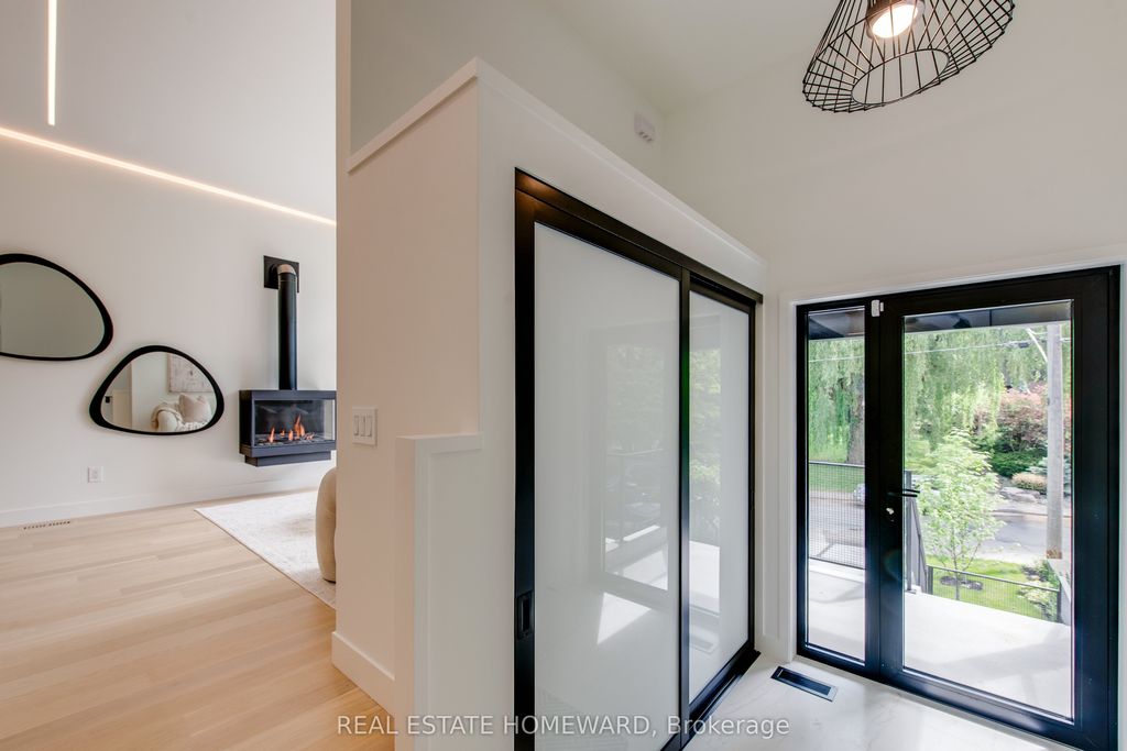 Photo of 174 Kenilworth Avenue, Toronto, ON M4L 3S6 (MLS # E12485044)