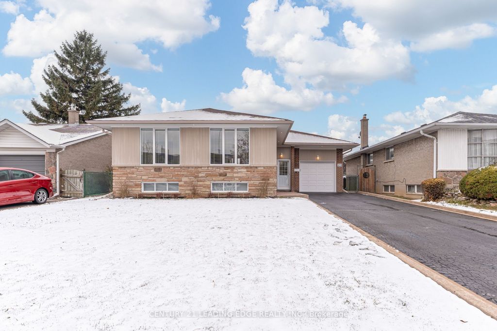 Photo of 272 The West Mall N/A, Toronto, ON M9C 1C5 (MLS # W12601764)