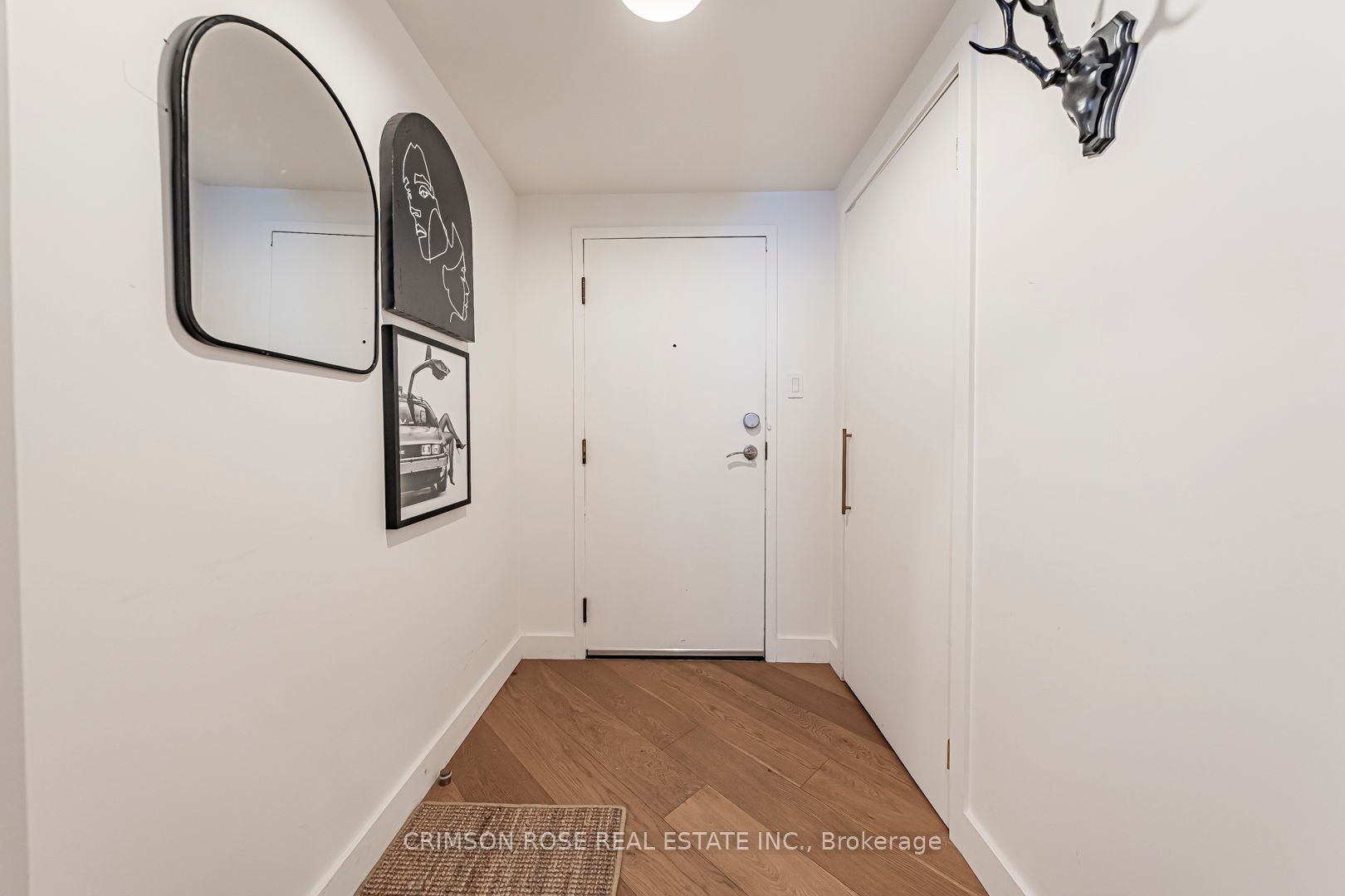 10 Queens Quay W 1107