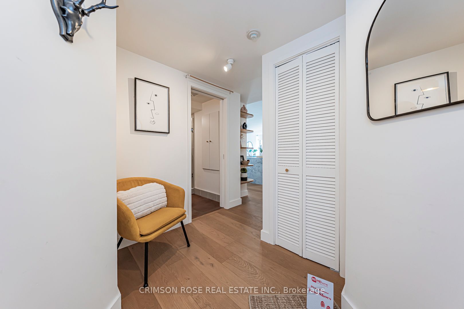 10 Queens Quay W 1107