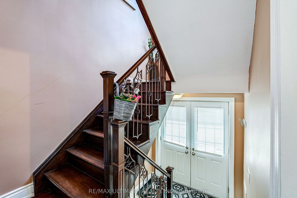 Photo of 2 George Anderson Court, Toronto, ON M6M 2Z4 (MLS # W13175628)