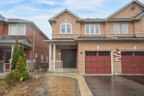 84 Andriana Crescent Markham ON L6B 0C8