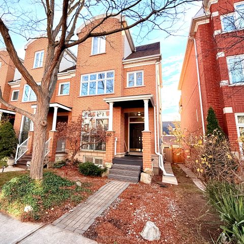 40 CHESTER Street Oakville ON L6H 6G8