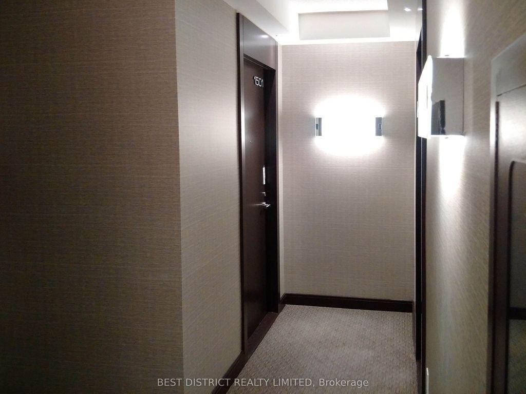 Photo of 9 Valhalla Inn Road #1501, Toronto, ON M9B 0B2 (MLS # W12487602)