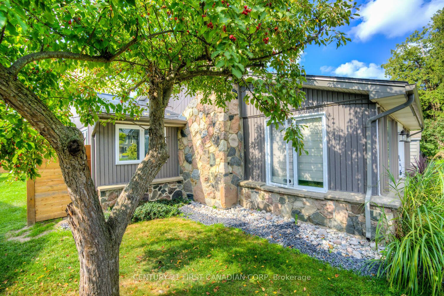 Photo 1 of 13 — 7585 Biddulph Street, Lambton Shores, ON N0M 2L0