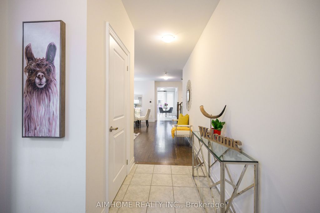 Photo of 3 Jericho Avenue, Georgina, ON L4P 0G9 (MLS # N12994180)