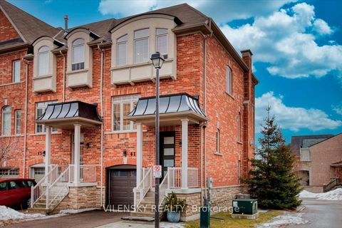 41 Mack Clement Lane Richmond Hill ON L4S 0G2