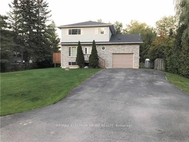 Photo 1 of 12 — 745 Third Avenue, Georgina, ON L0E 1S0