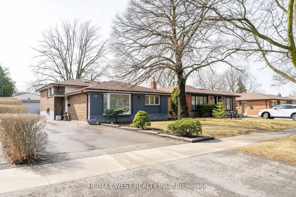 Photo of 11 Farley Crescent, Toronto, ON M9R 2A5 (MLS # W12576852)