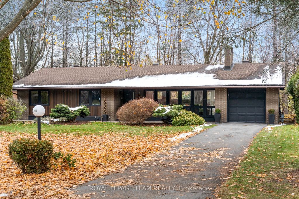 Photo of 15 Leacock Drive, Kanata, ON K2K 1R6 (MLS # X12587334)