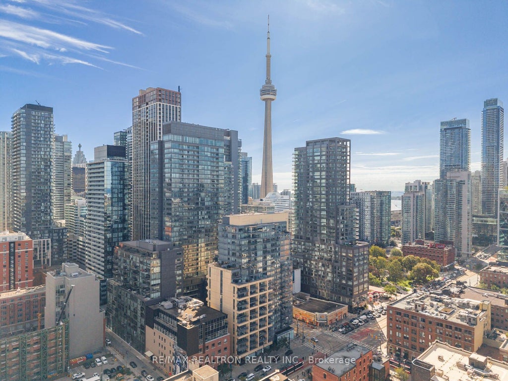 Photo of 438 King Street #904, Toronto, ON M5V 3T9 (MLS # C13786296)
