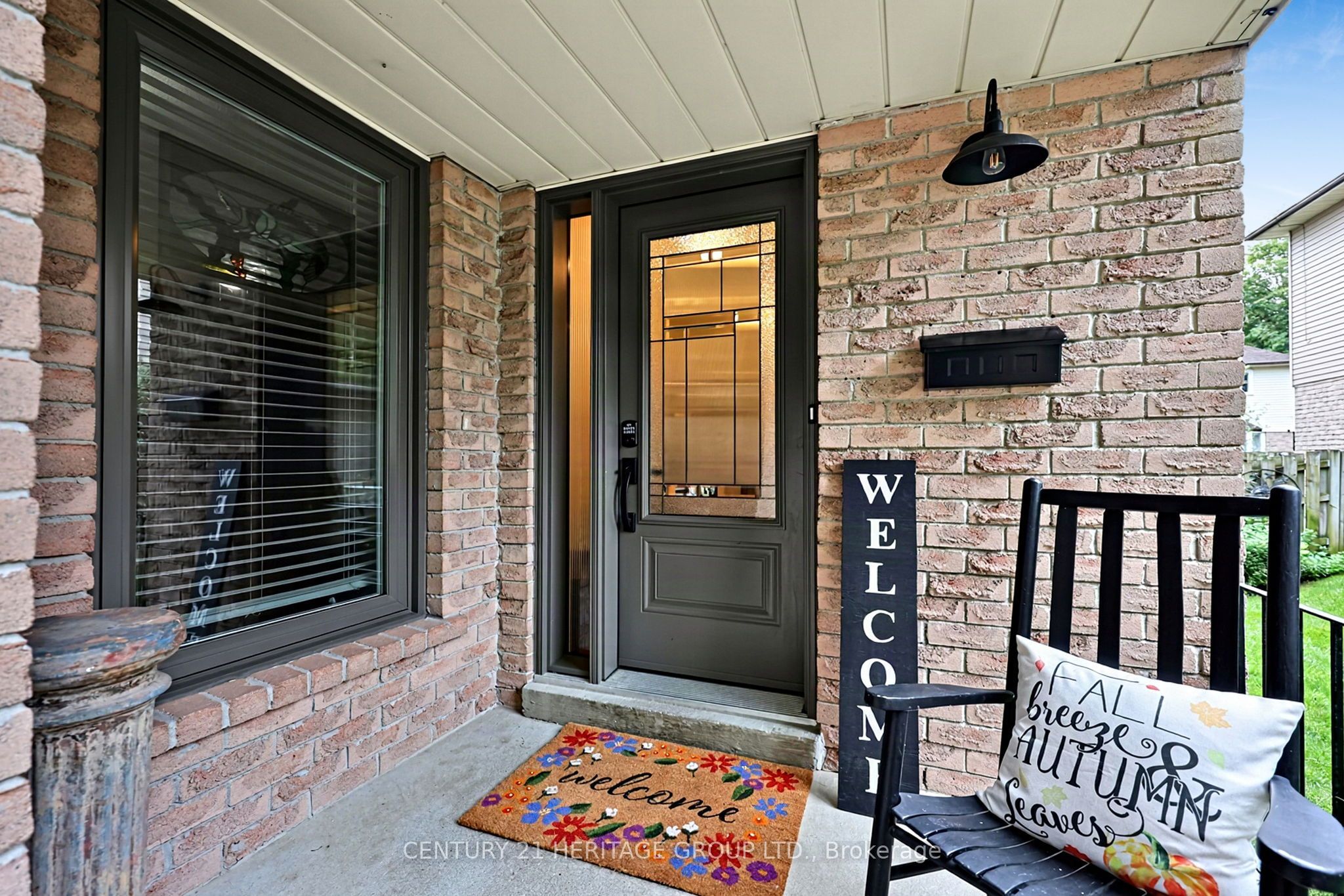 11 Bishop Crescent