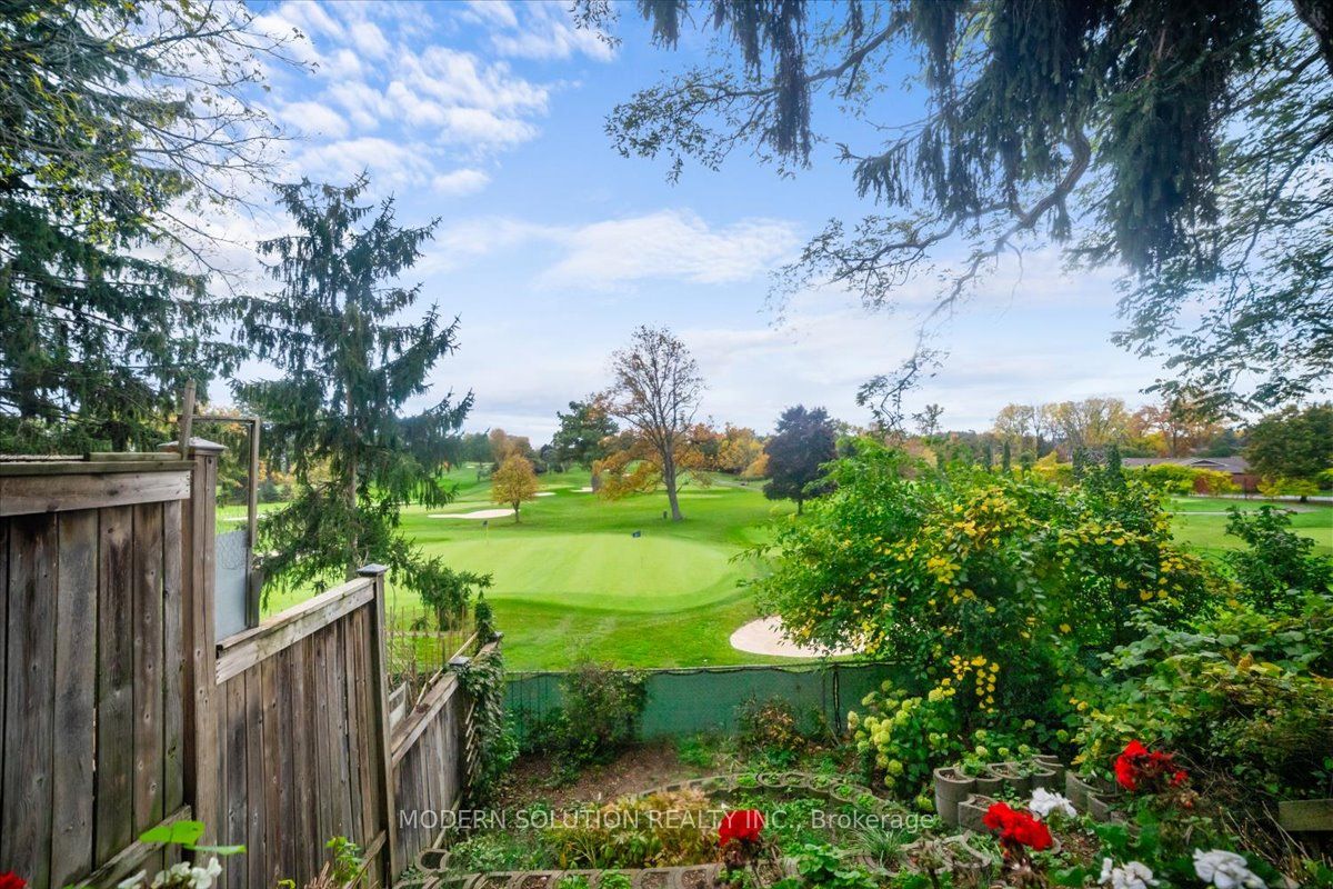 1464 Credit Woodlands Court