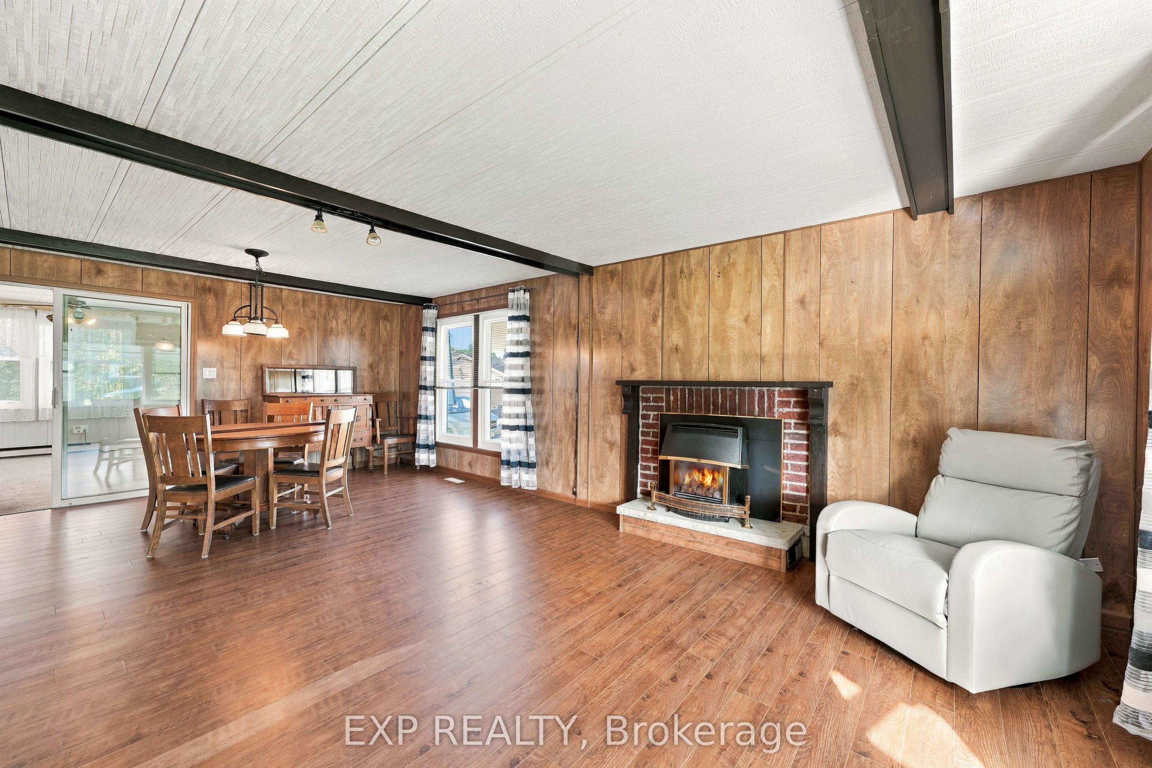 139 Roxanna Drive