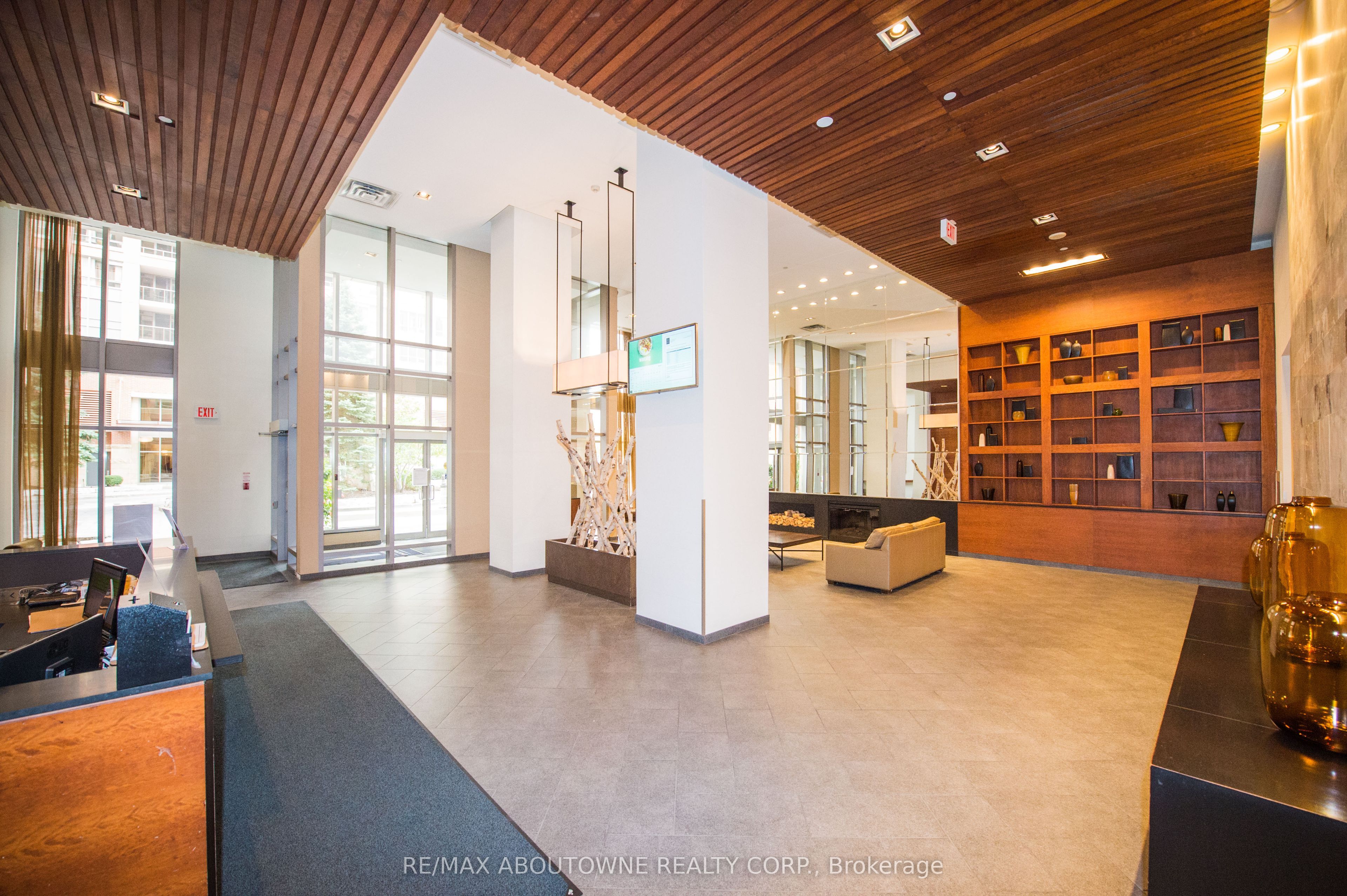 4080 Living Arts Drive 412