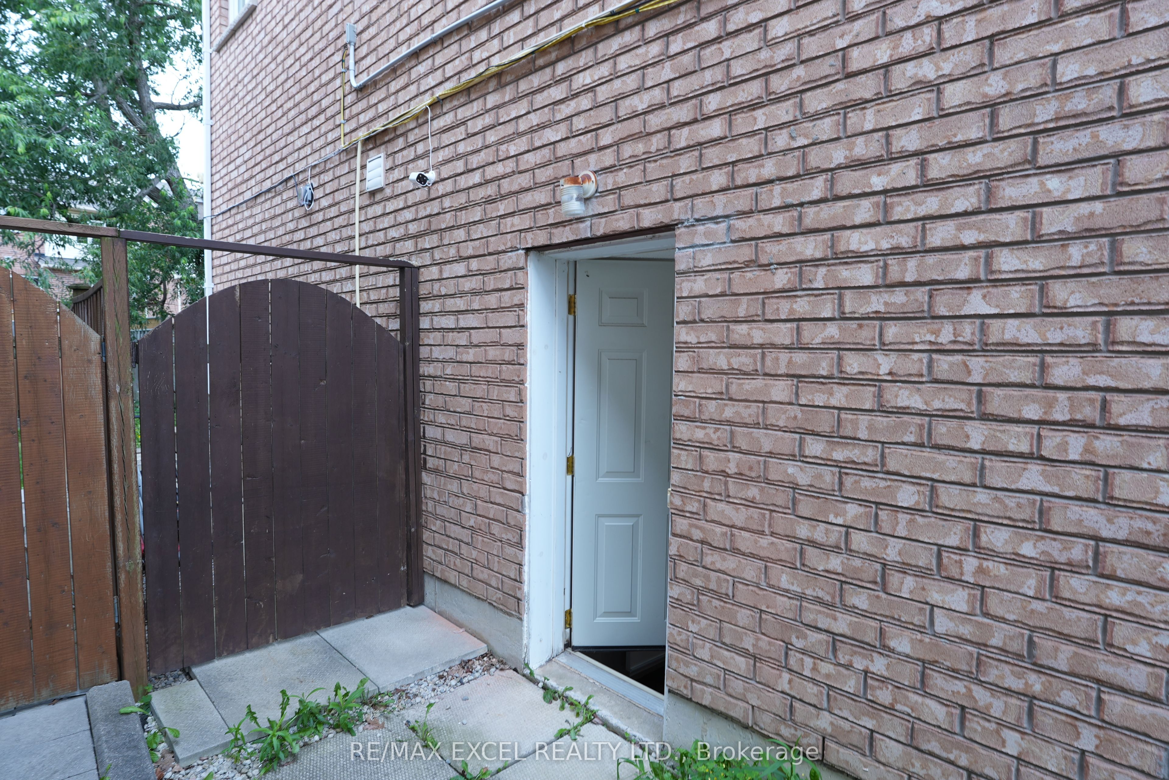 214 Farmstead Road Bsmt