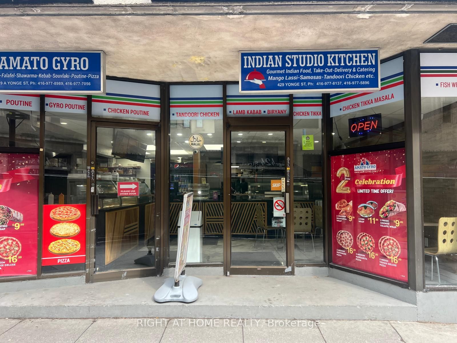 419-429 Yonge Street 102