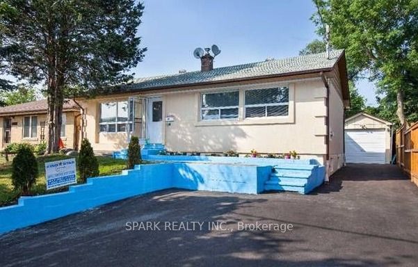 27 Erlesmere Avenue Main (Upper Level)