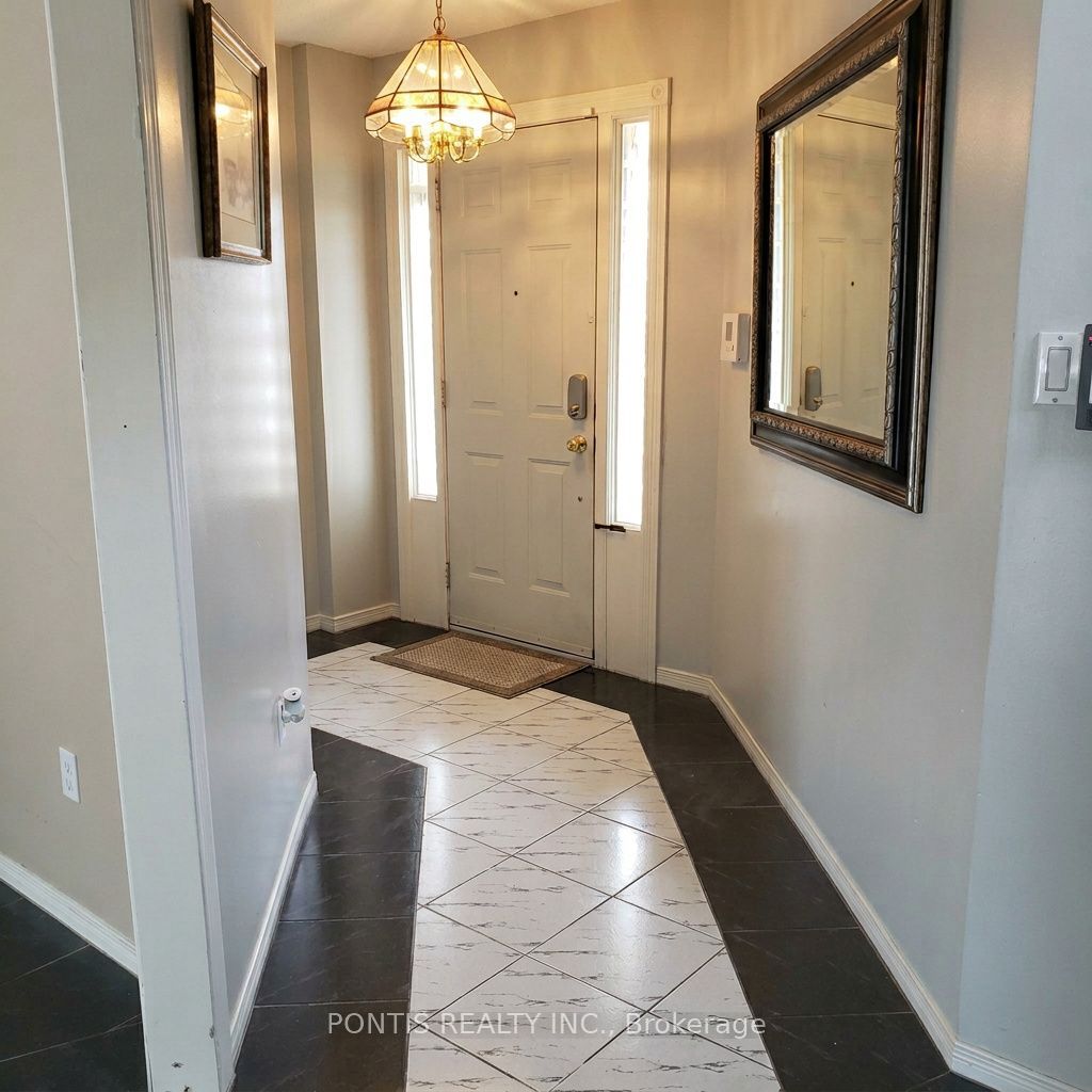 2538 Raglan Court
