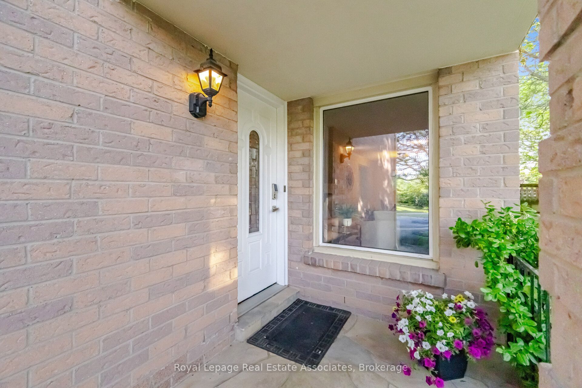 1308 Valerie Crescent