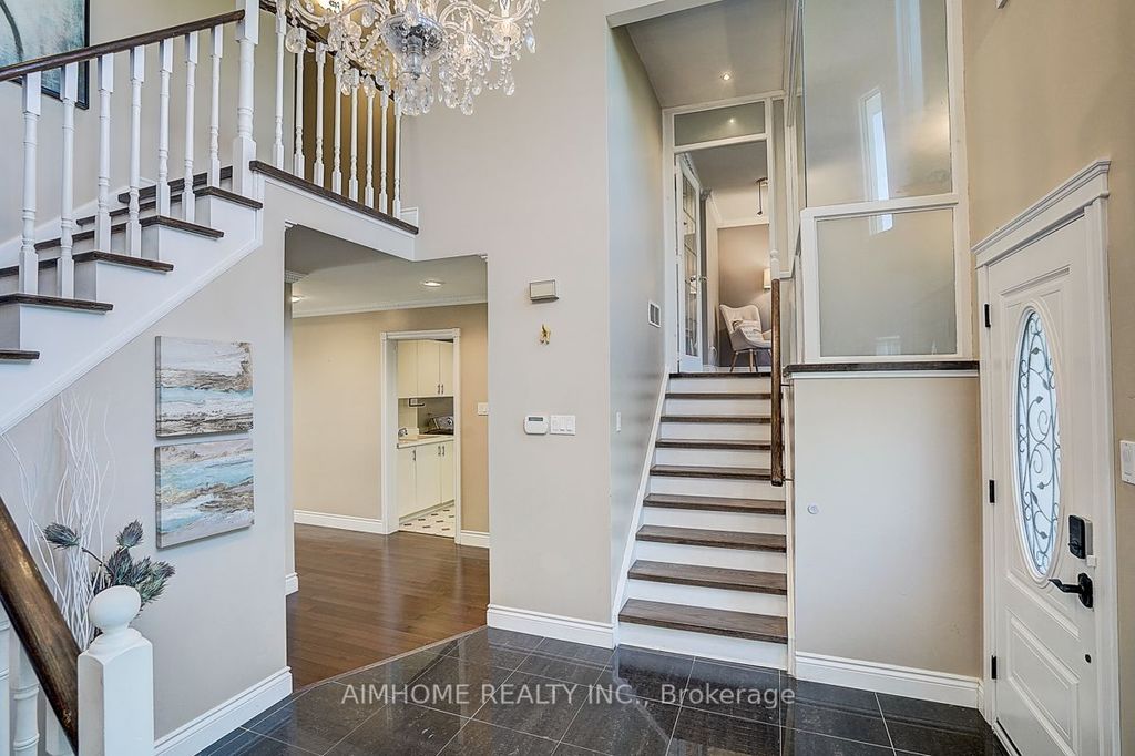 Photo of 205 Pinewood Drive, Vaughan, ON L4J 5R7 (MLS # N12437336)