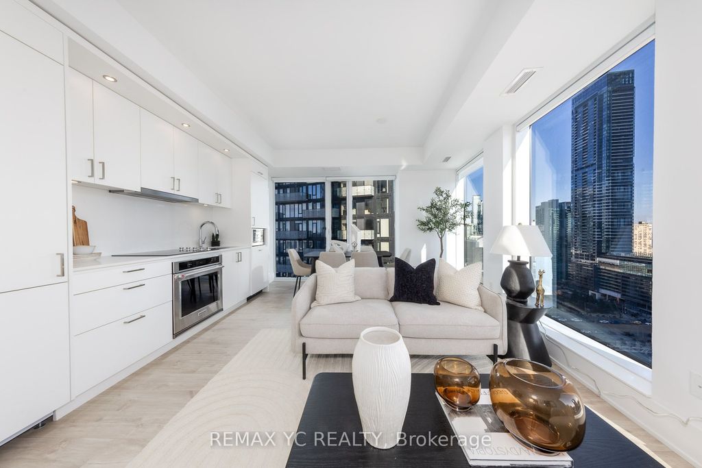 Photo of 470 Front Street #1612, Toronto, ON M5V 0V6 (MLS # C12936272)