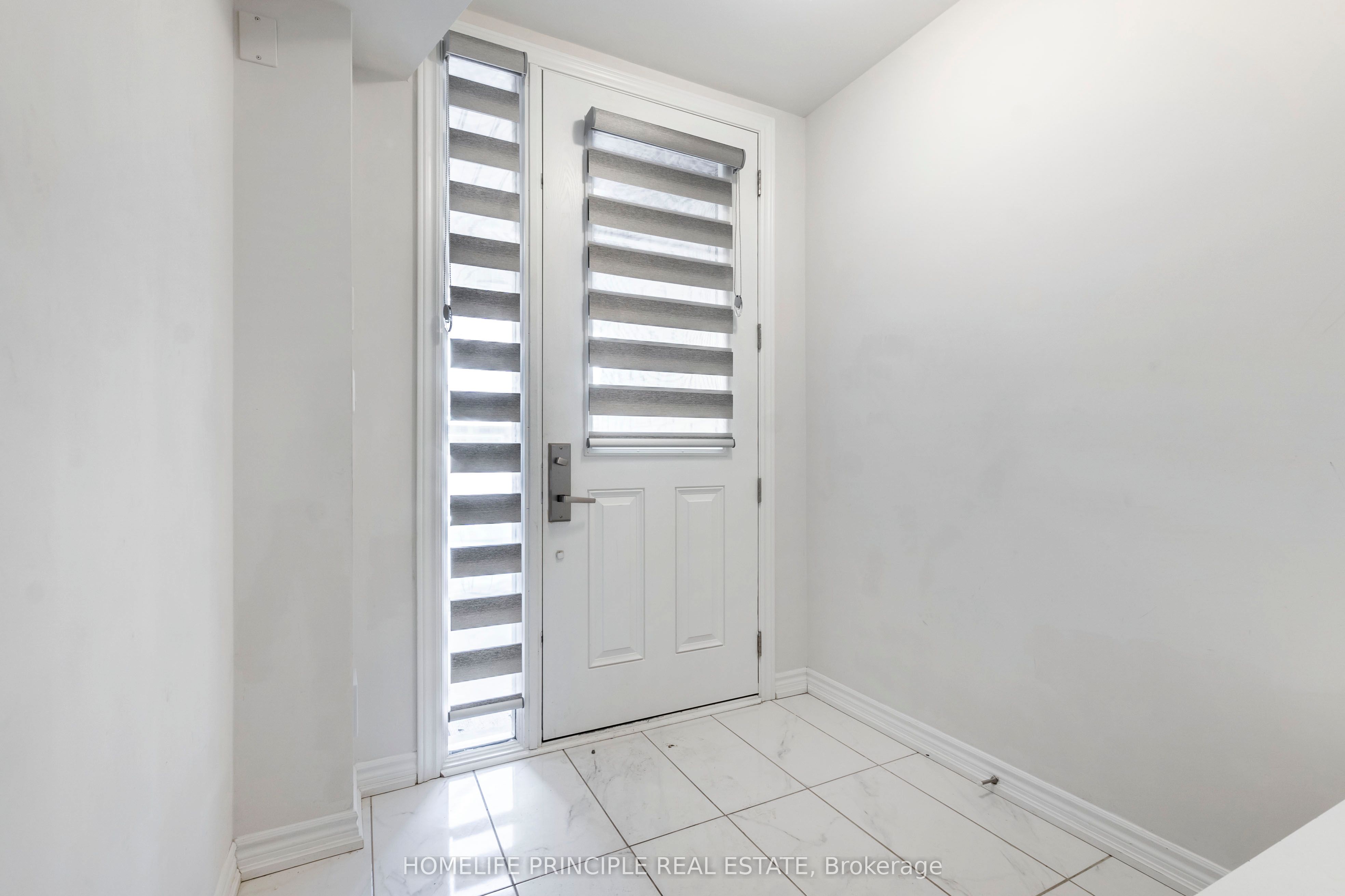 21 Arcola Street