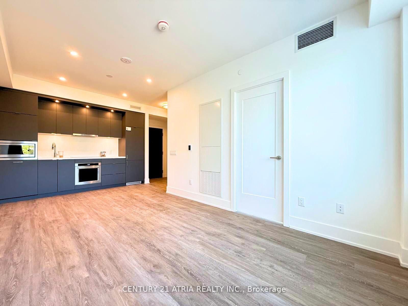 259 The Kingsway N/A 210