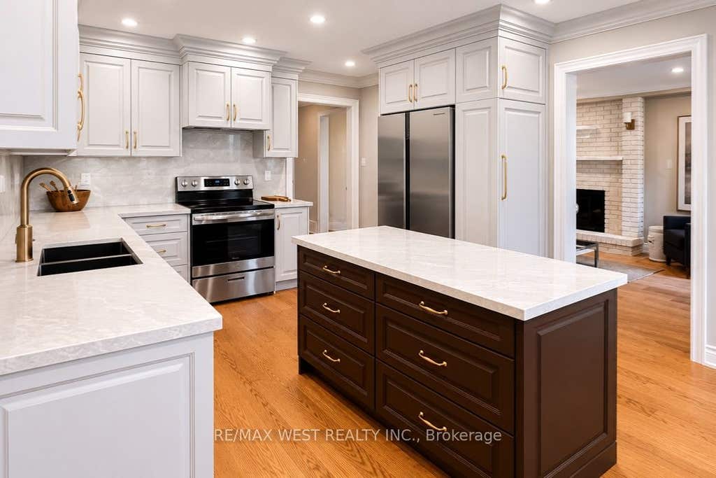 Photo of 65 Foch Avenue, Toronto, ON M8W 3X5 (MLS # W13587342)